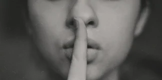 La cobardía de periodistas e intelectuales