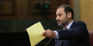 ¡Toma el dinero y corre!